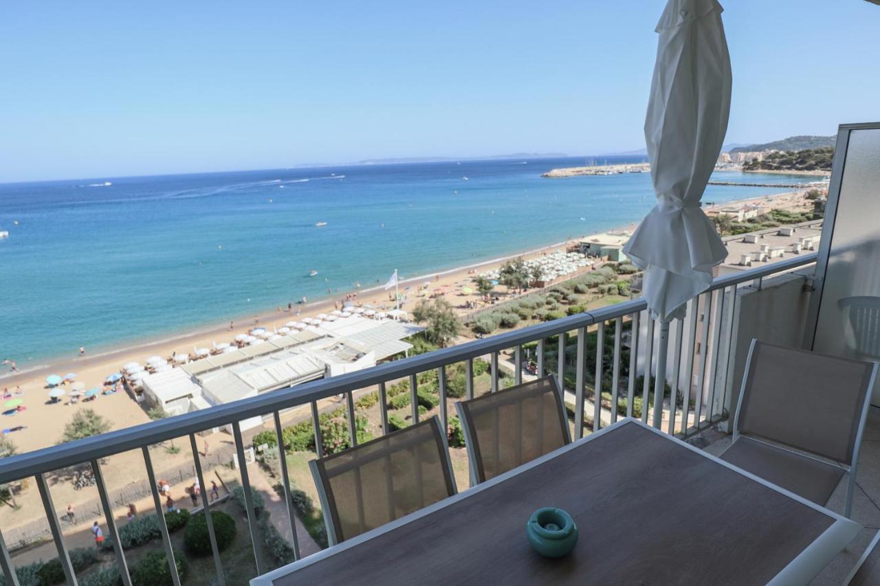 Bord De Plage - Studio En Front De Mer Le Lavandou Exterior photo